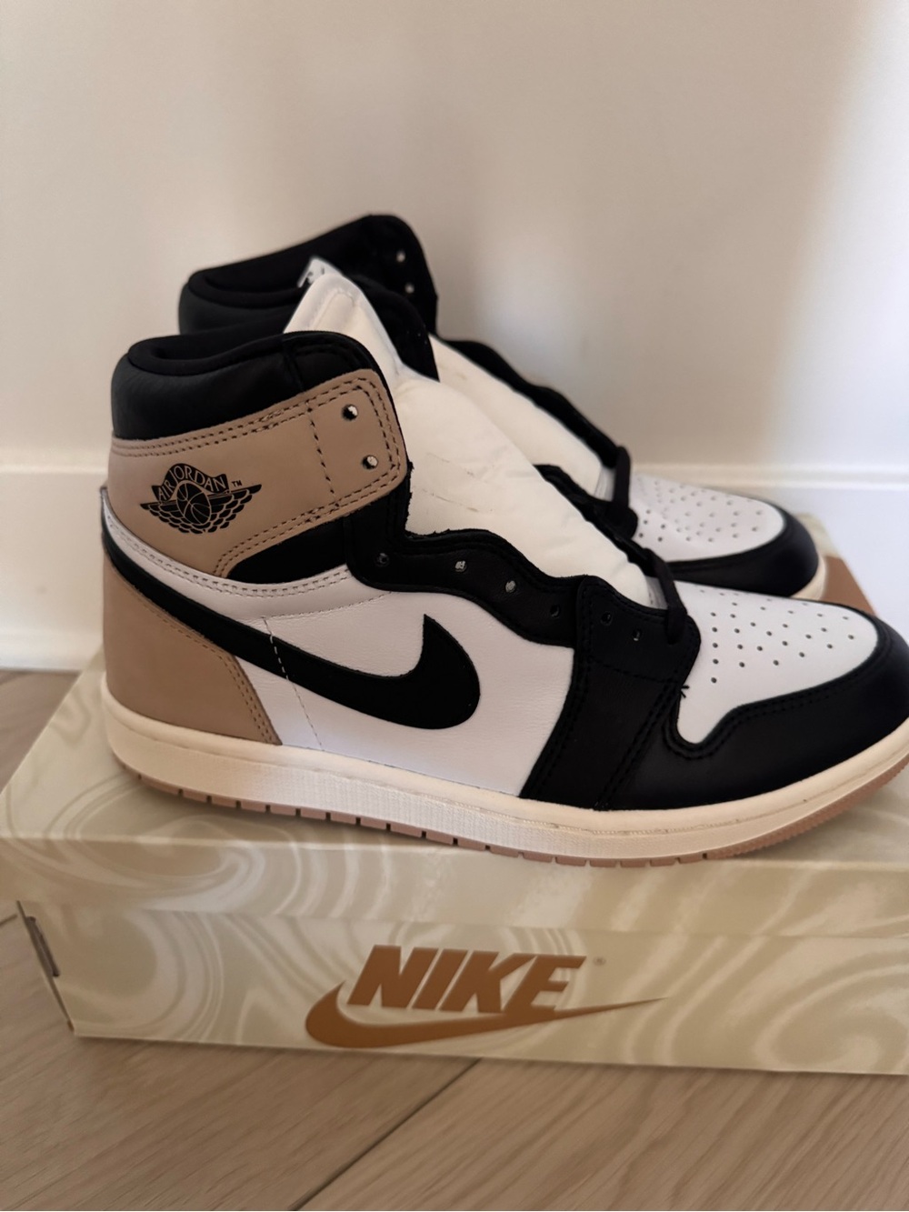 Nike Air Jordan 1 High OG “Latte” White Black Tan/Beige - Women’s 9
